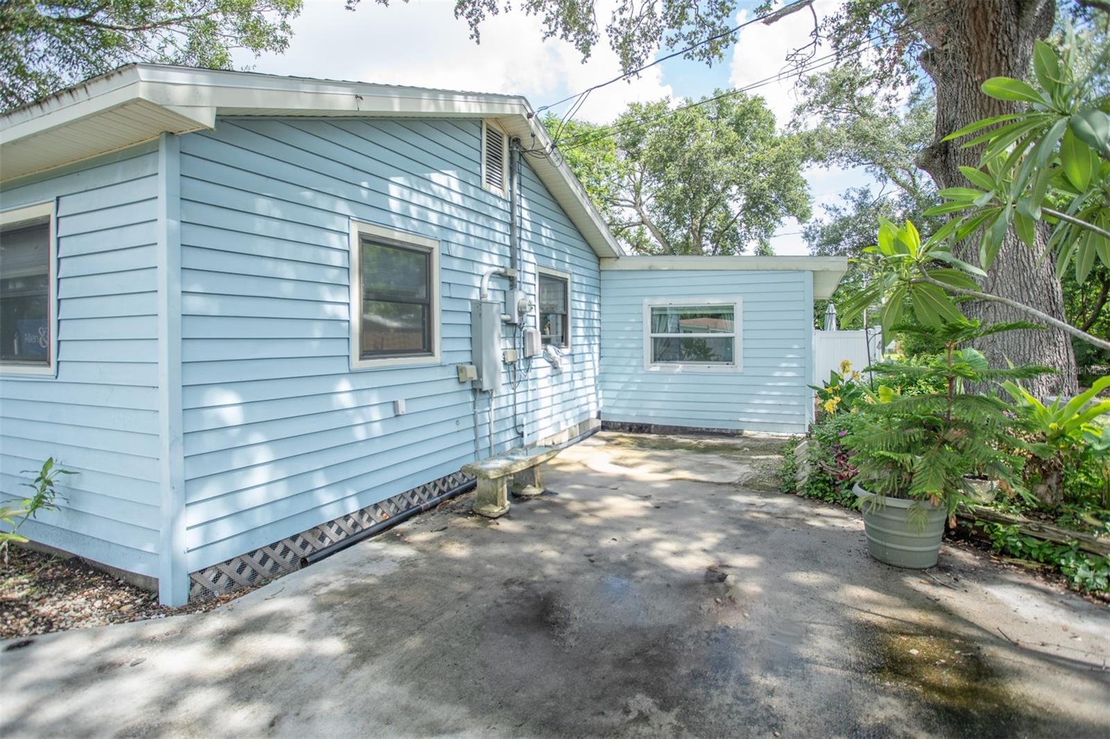 Image 29 of 33 For 4611 41st Avenue N