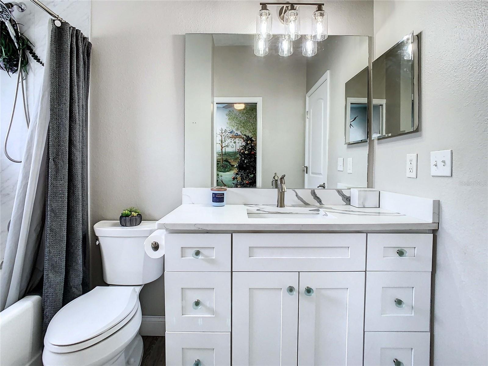 Listing photo id 16 for 2841 Banyan Hill Lane