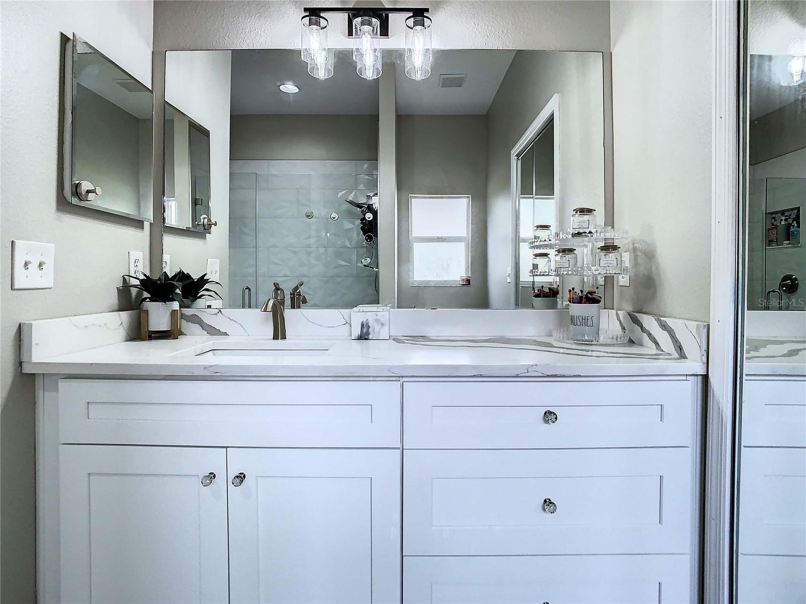 Listing photo id 27 for 2841 Banyan Hill Lane