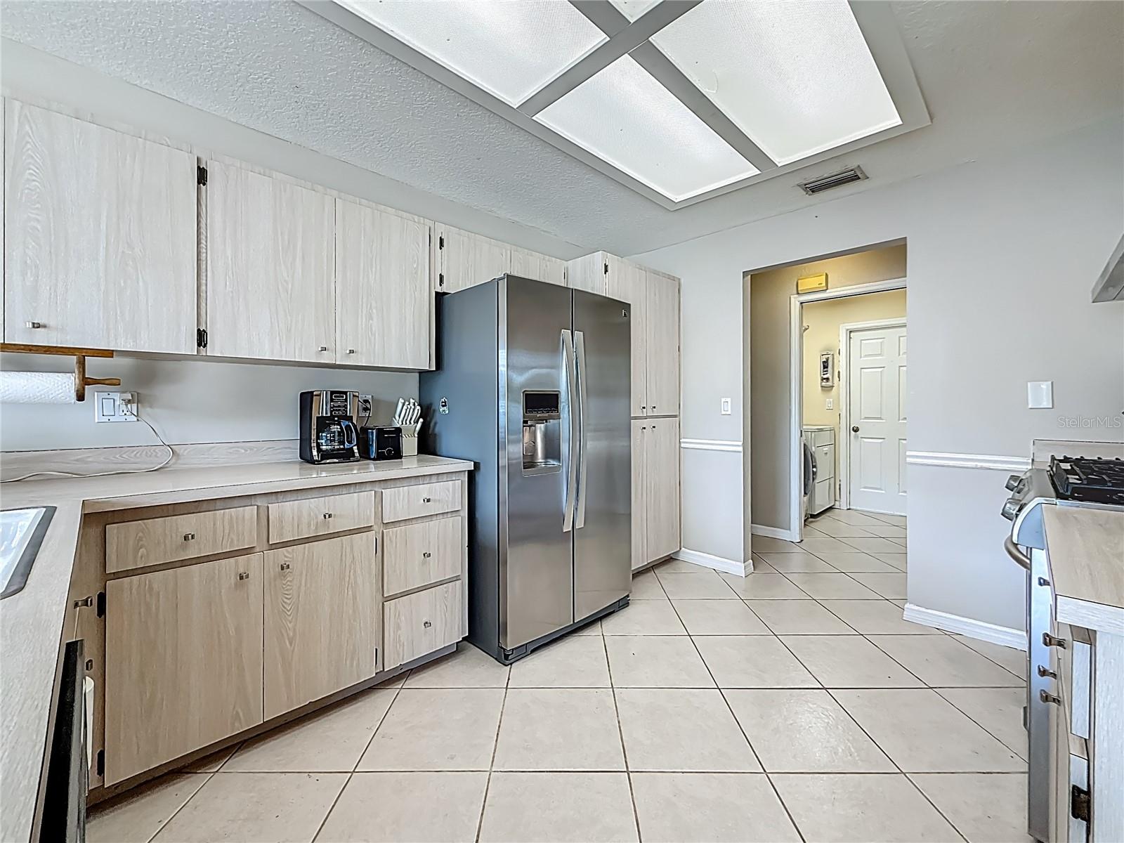 Listing photo id 24 for 12350 91st Way
