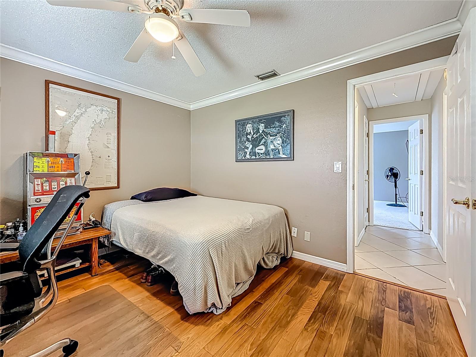 Listing photo id 33 for 12350 91st Way