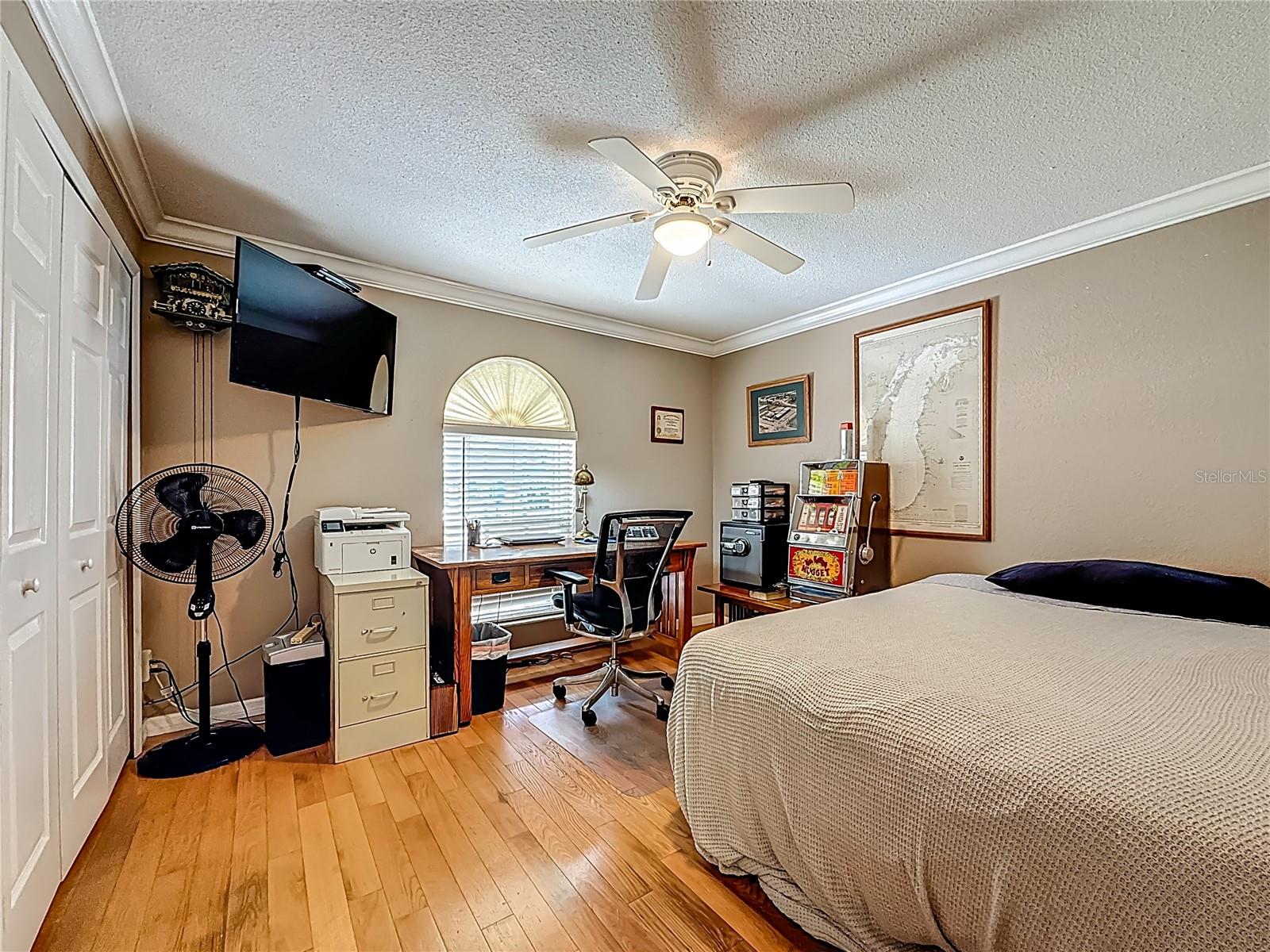 Listing photo id 34 for 12350 91st Way