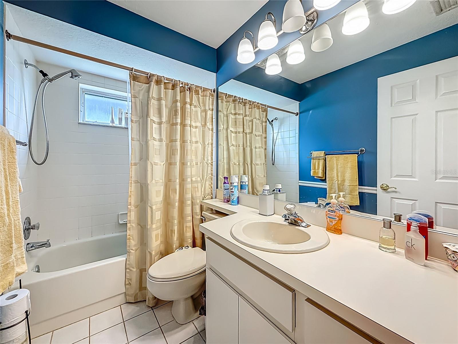 Listing photo id 37 for 12350 91st Way