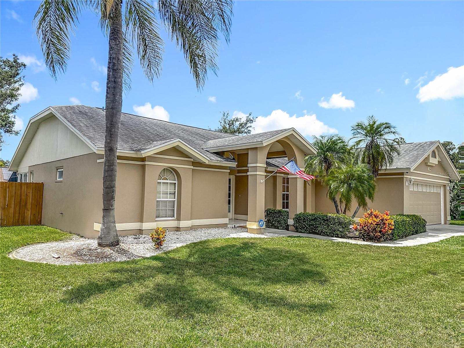 Listing photo id 2 for 12350 91st Way