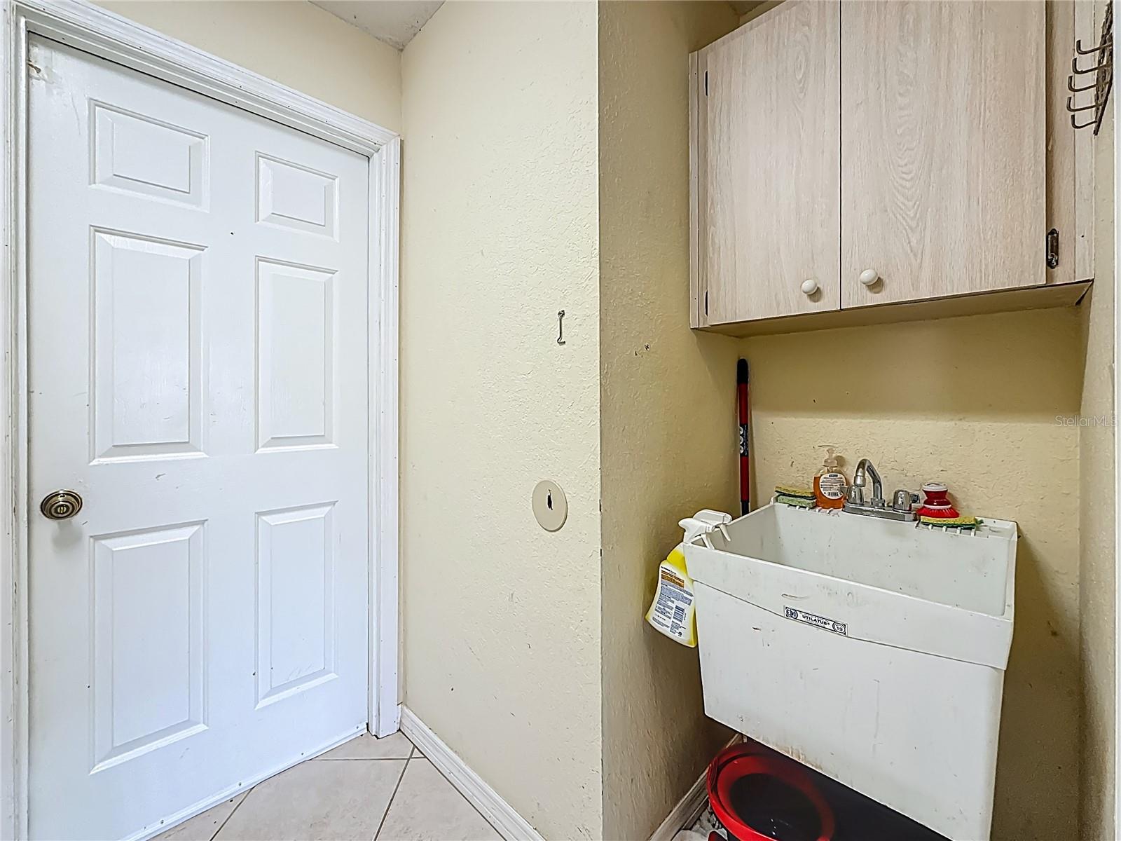 Listing photo id 56 for 12350 91st Way