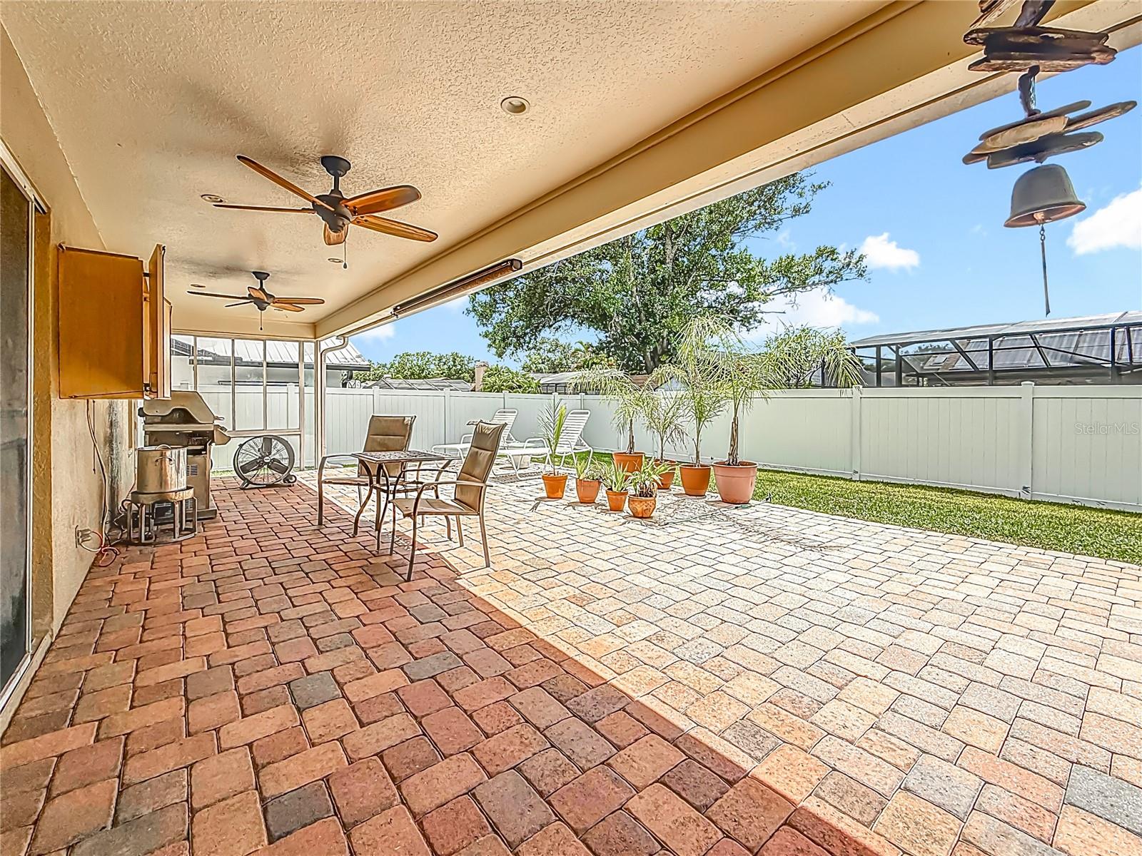 Listing photo id 63 for 12350 91st Way