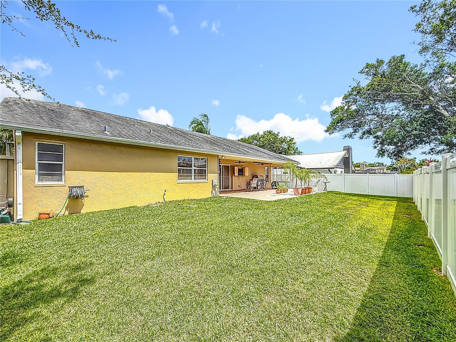 Listing photo id 69 for 12350 91st Way