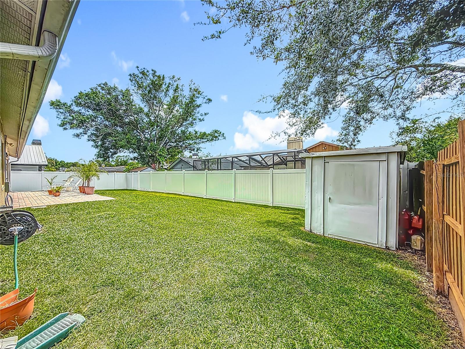 Listing photo id 71 for 12350 91st Way