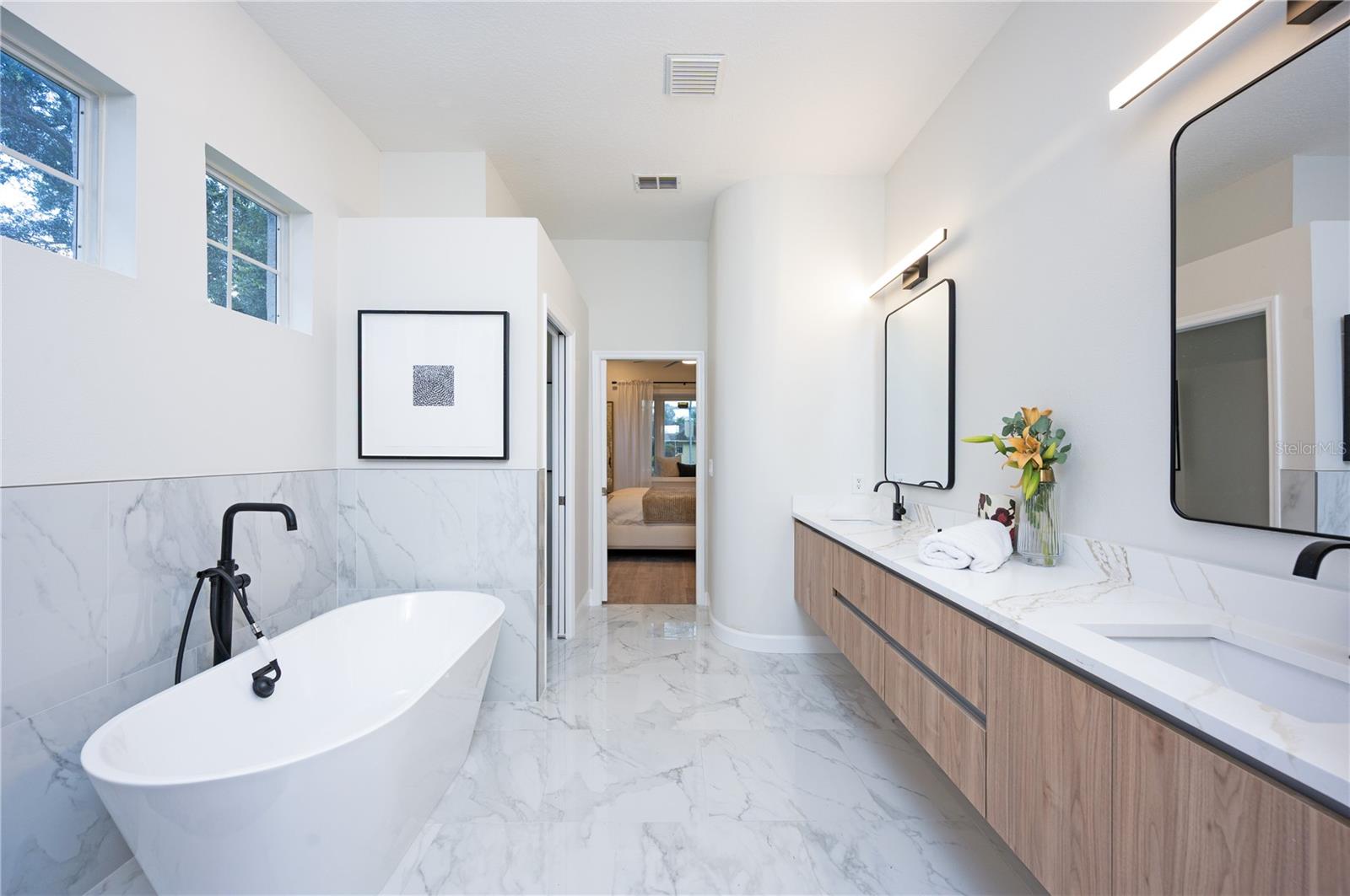 Image 13 of 19 For 10346 Abbotsford Drive