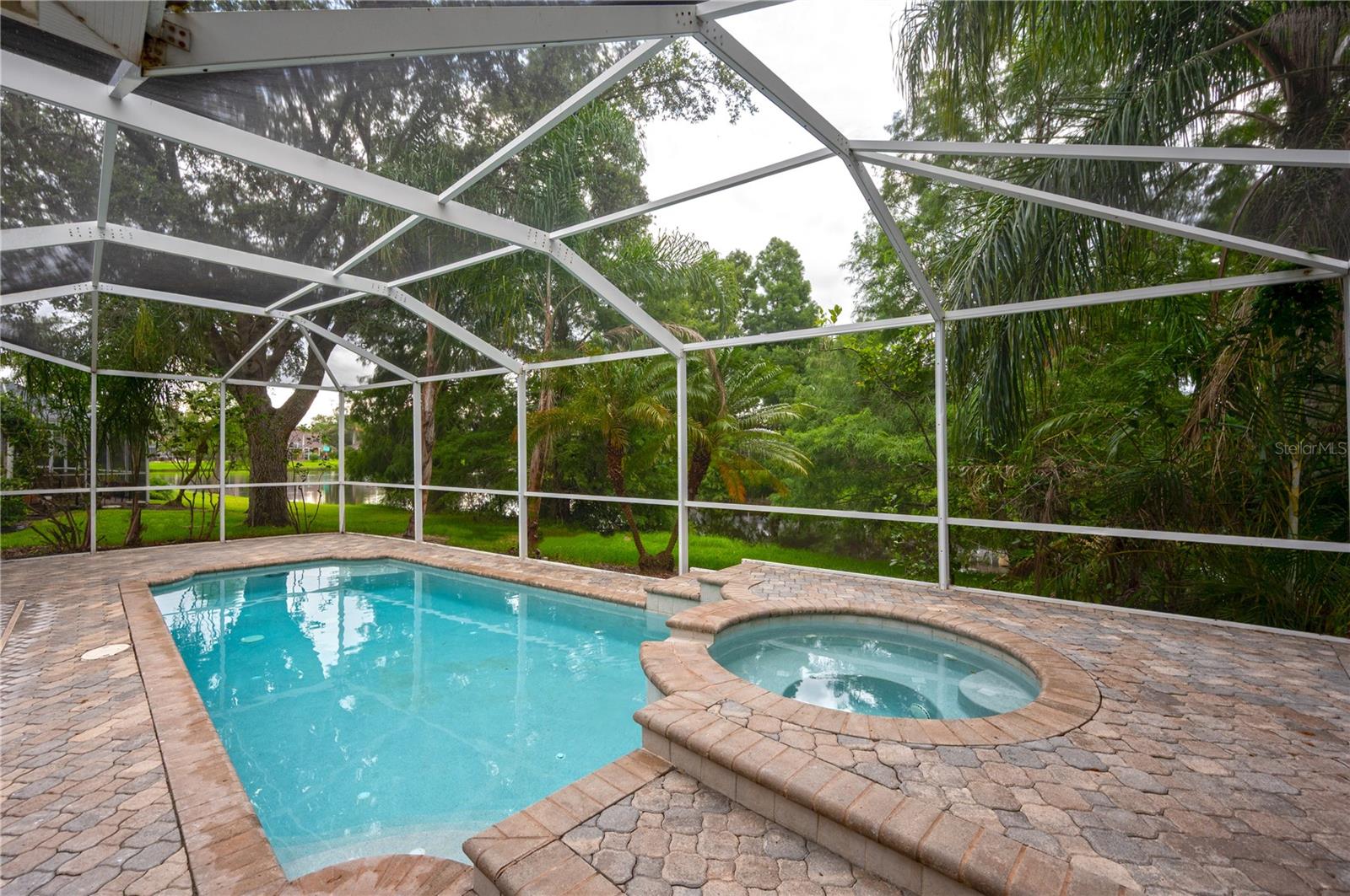 Image 18 of 19 For 10346 Abbotsford Drive