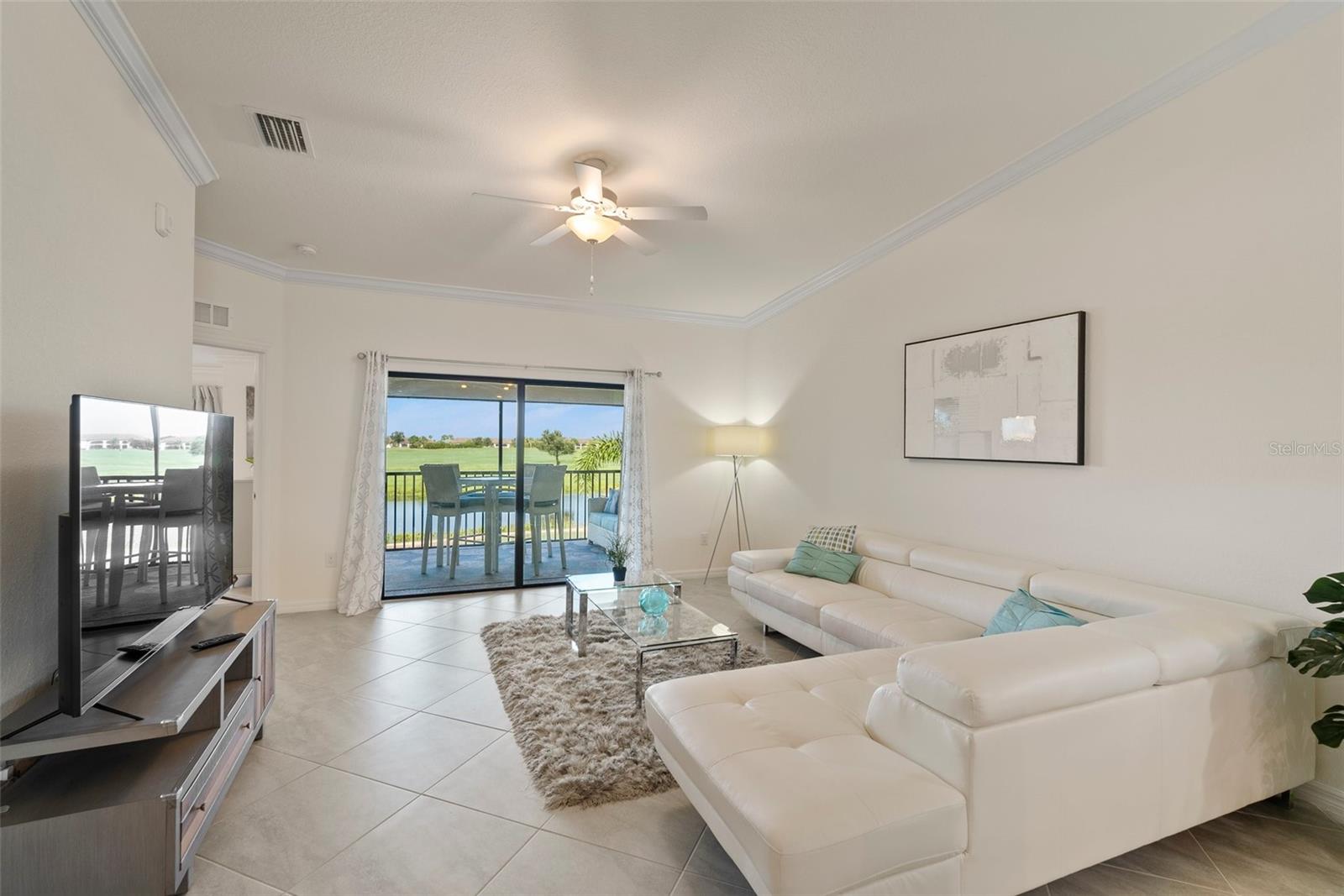 Image 14 of 47 For 5710 Palmer Circle 201