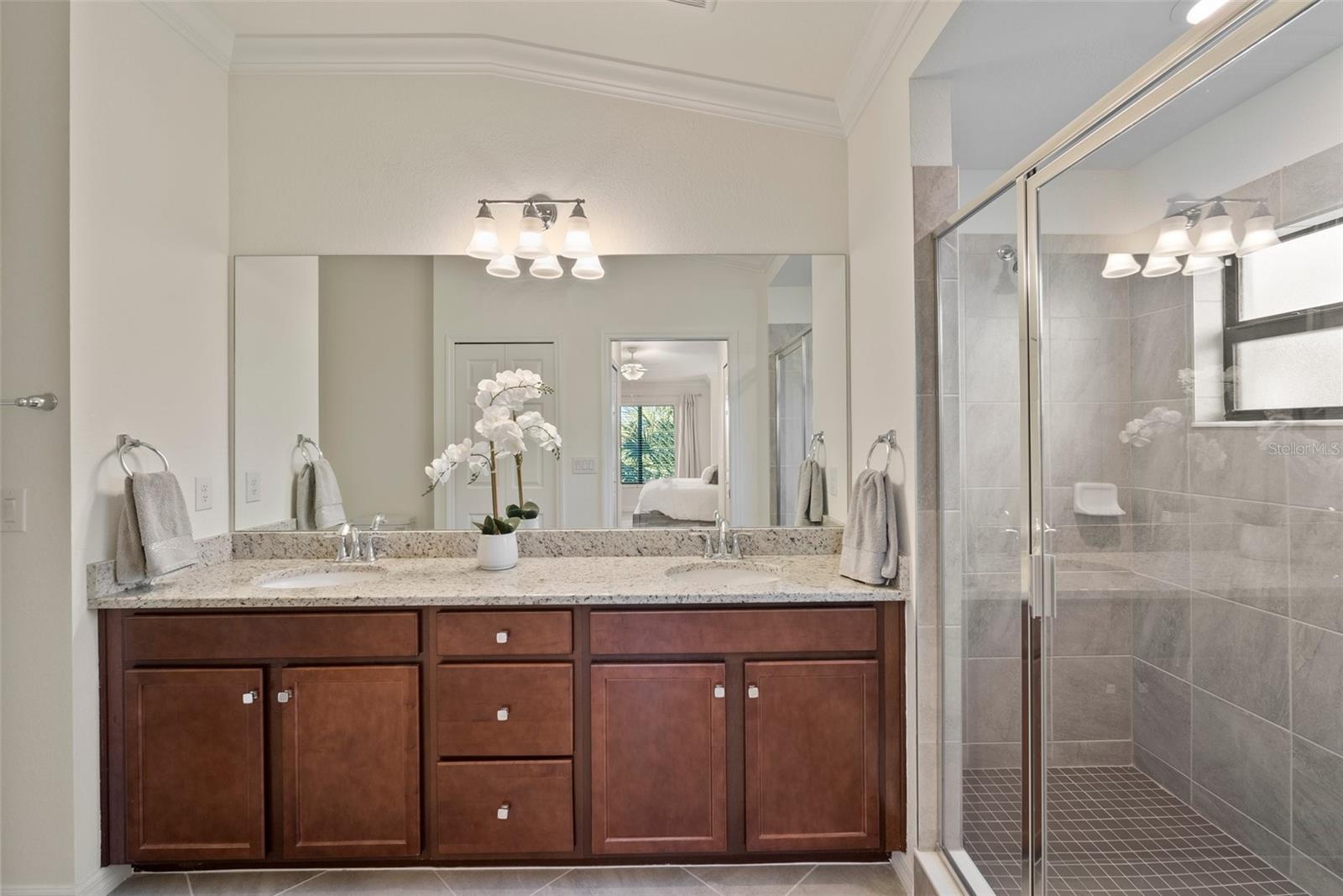 Image 25 of 47 For 5710 Palmer Circle 201