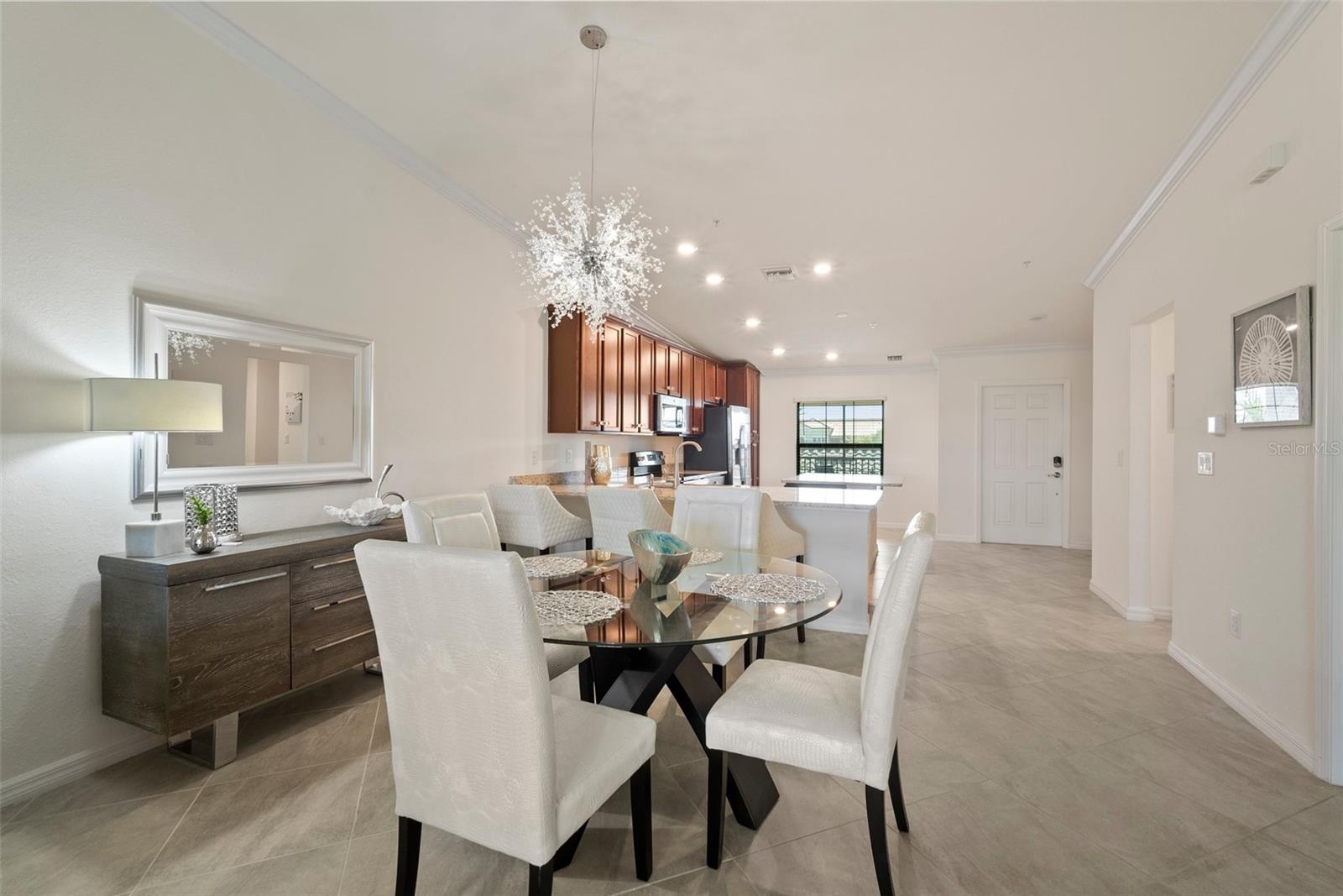 Image 7 of 47 For 5710 Palmer Circle 201
