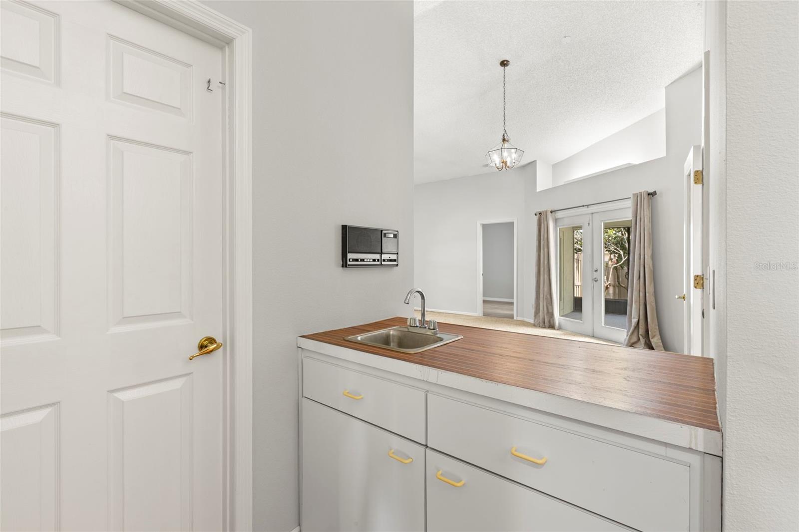 Image 18 of 44 For 5269 White Sand Circle Ne