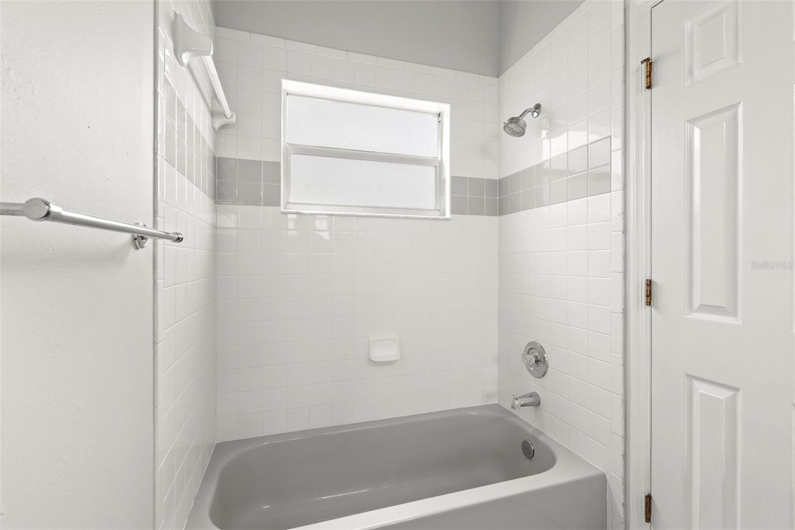 Image 34 of 44 For 5269 White Sand Circle Ne