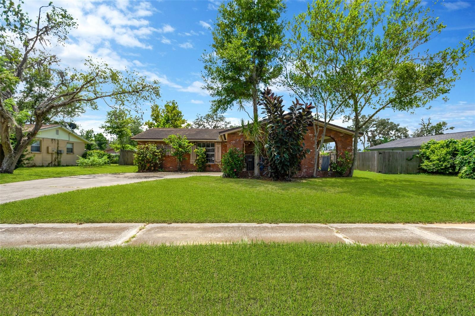 Details for 804 Walnut Drive, SEFFNER, FL 33584