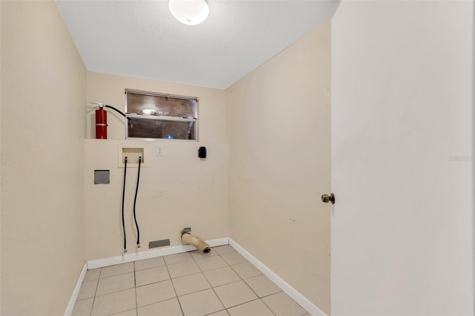 Image 16 of 30 For 804 Walnut Drive