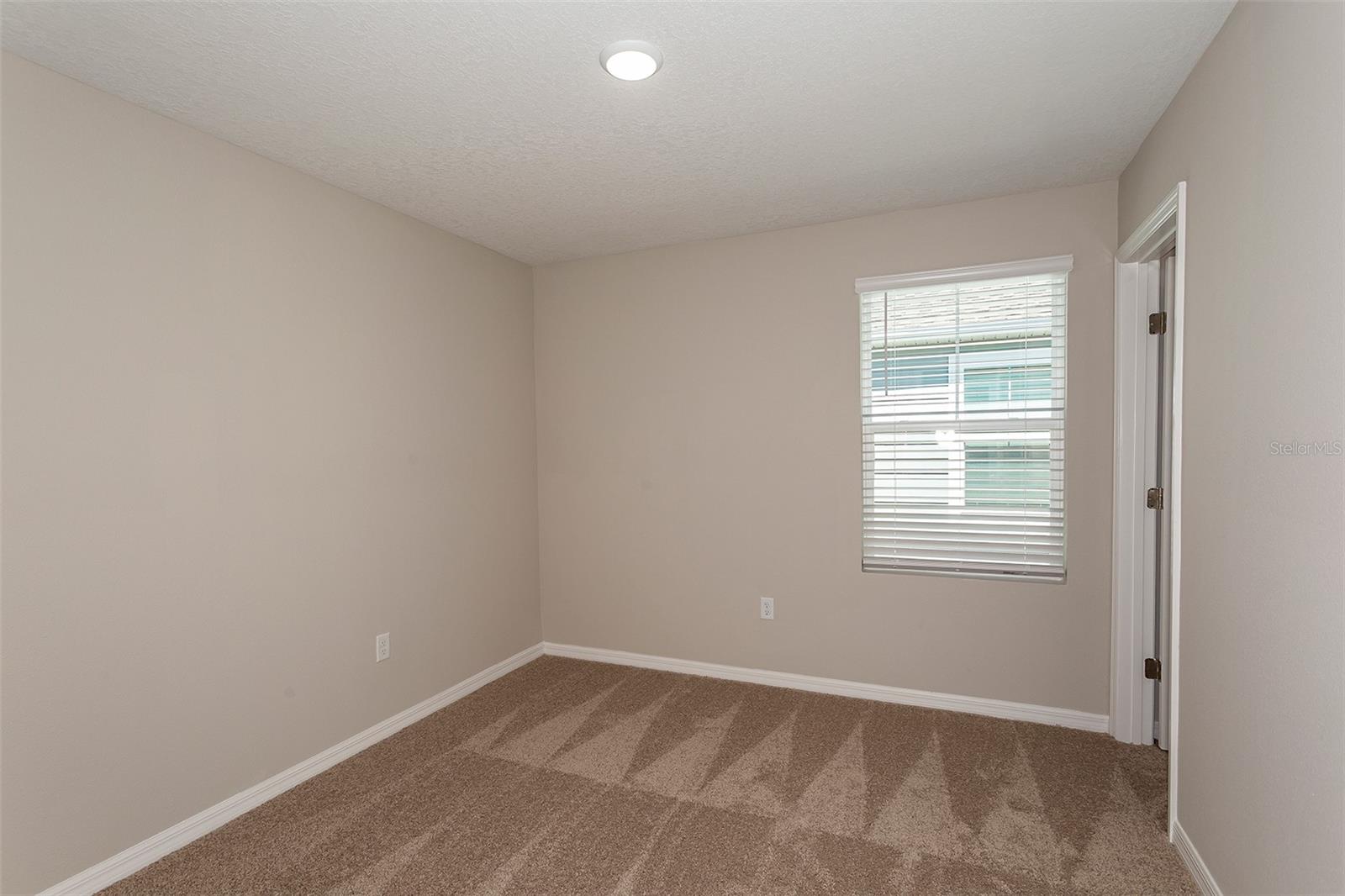 Image 16 of 17 For 5007 Oaks River Street
