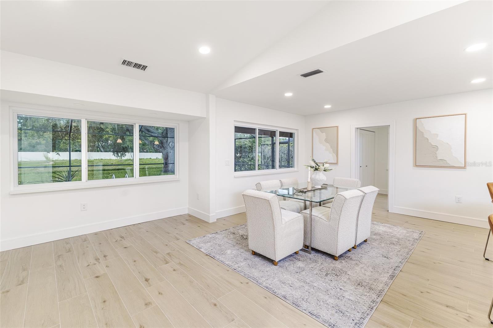 Listing photo id 8 for 13862 Tern Lane