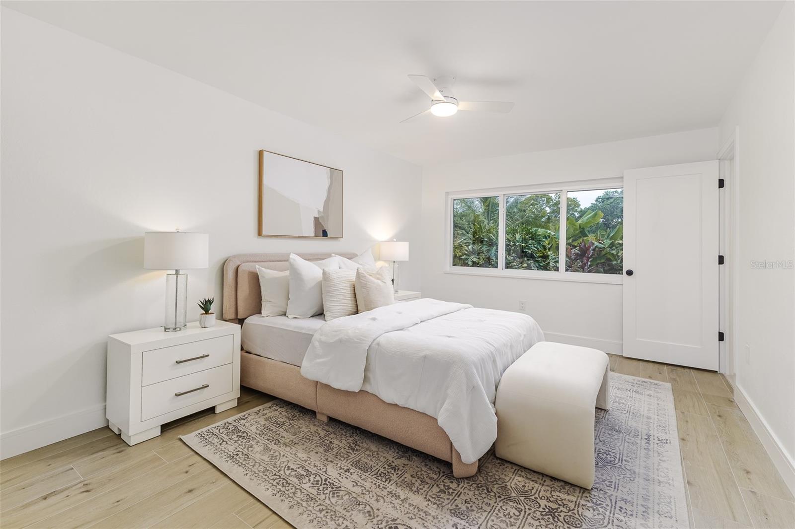 Listing photo id 16 for 13862 Tern Lane