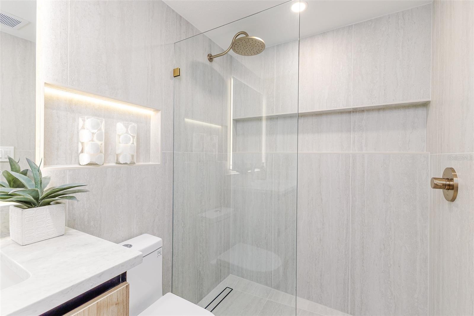 Listing photo id 21 for 13862 Tern Lane