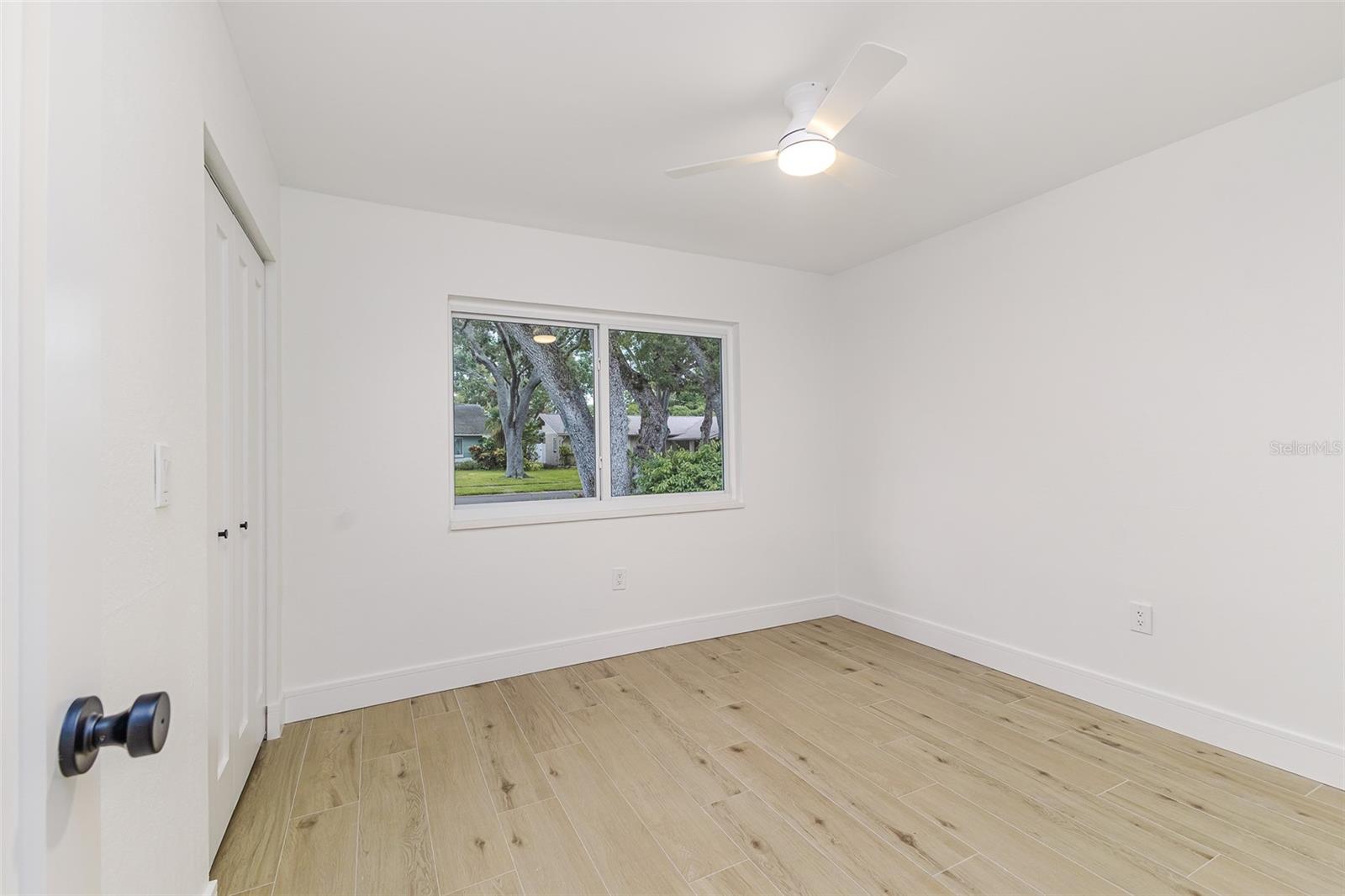 Listing photo id 26 for 13862 Tern Lane
