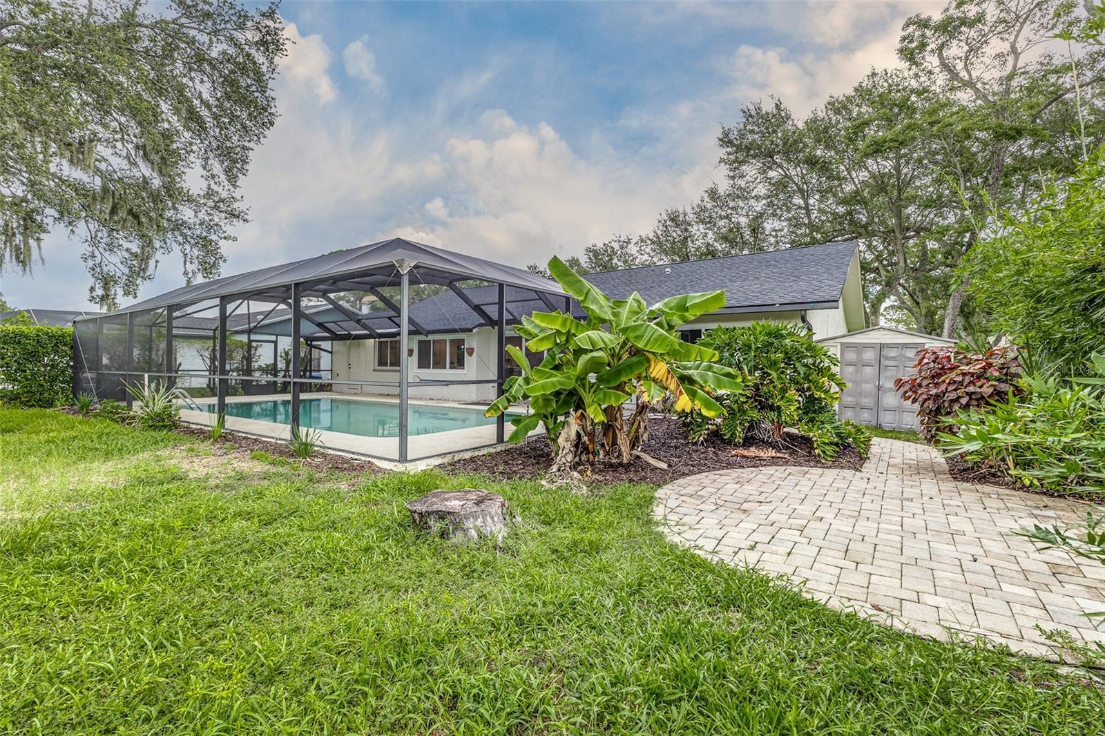 Listing photo id 30 for 13862 Tern Lane