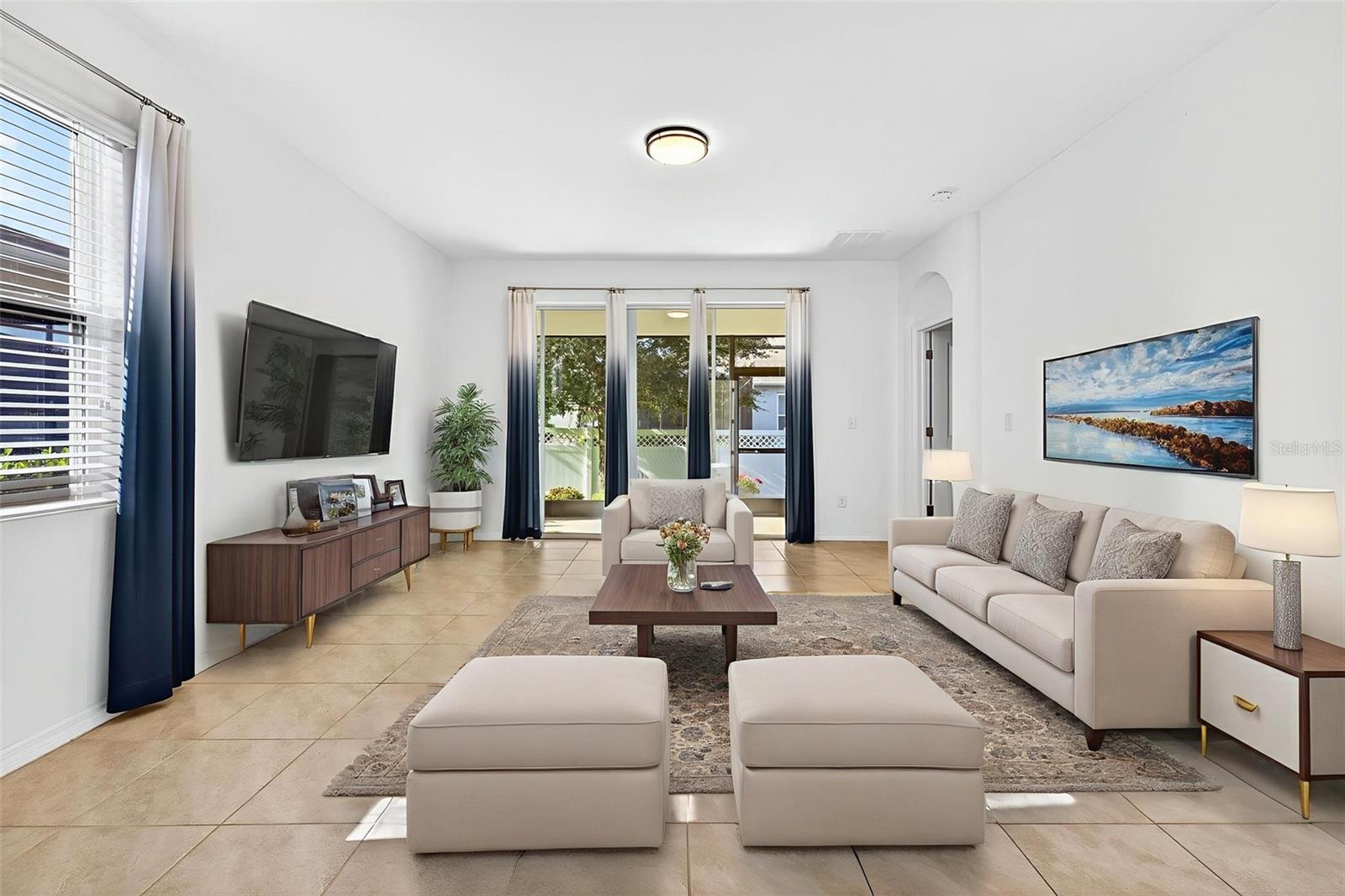Listing photo id 8 for 33006 Windelstraw Drive