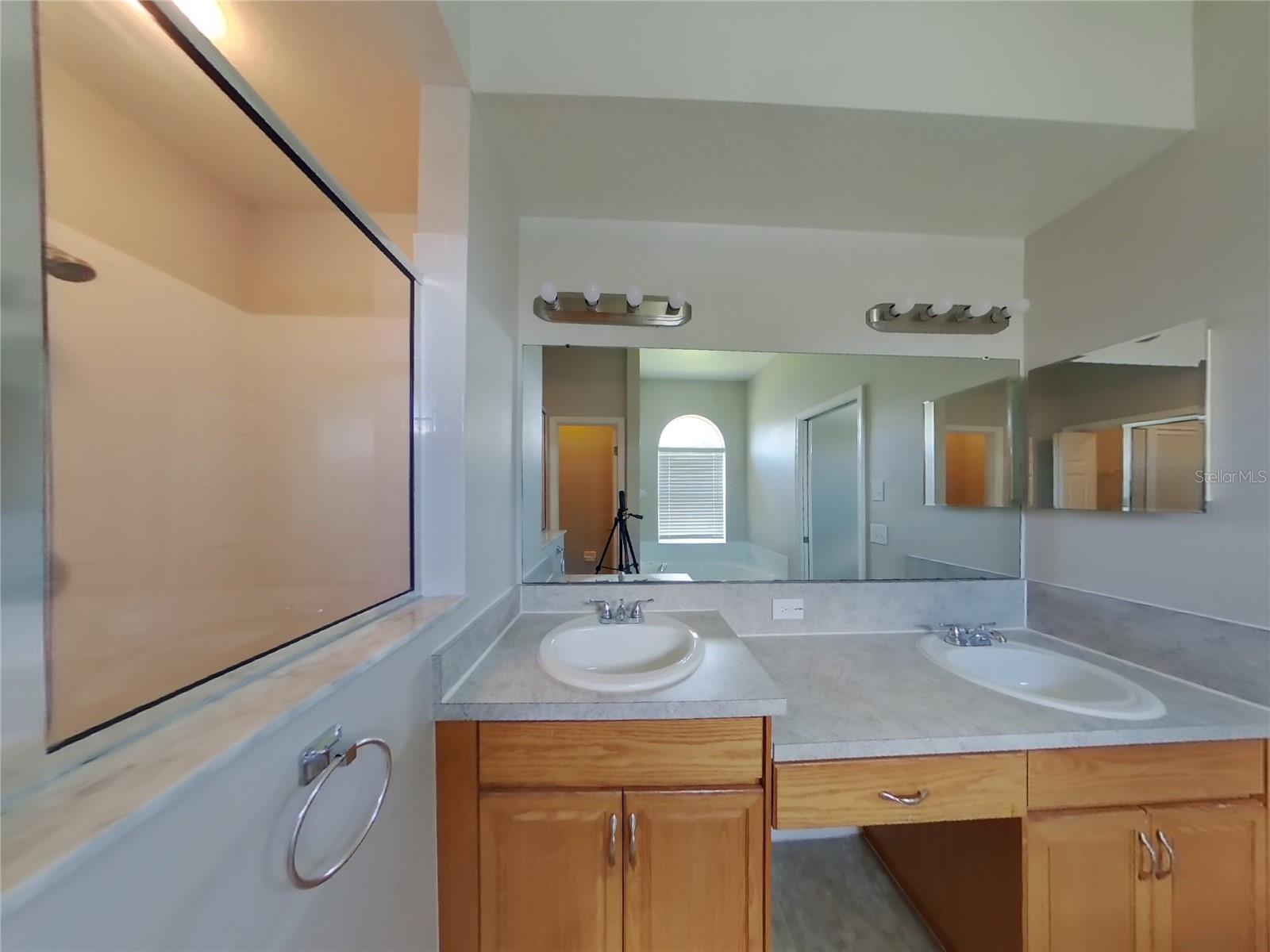 Image 10 of 20 For 1409 Greely Court