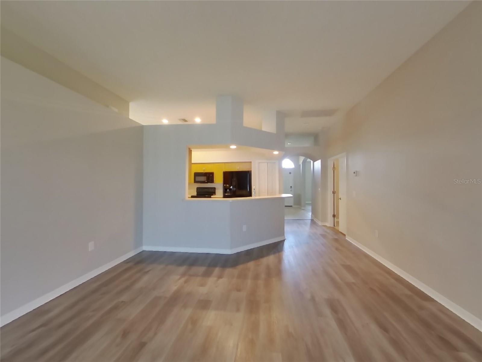 Image 2 of 20 For 1409 Greely Court