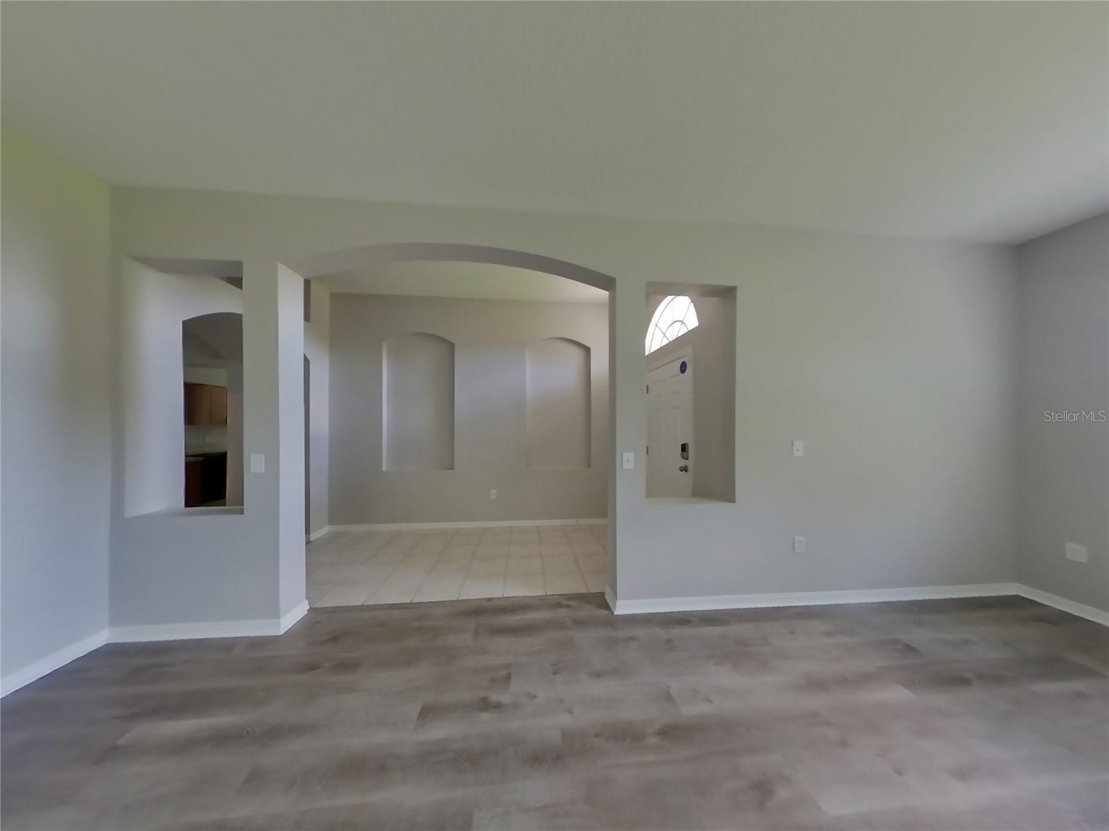 Image 4 of 20 For 1409 Greely Court