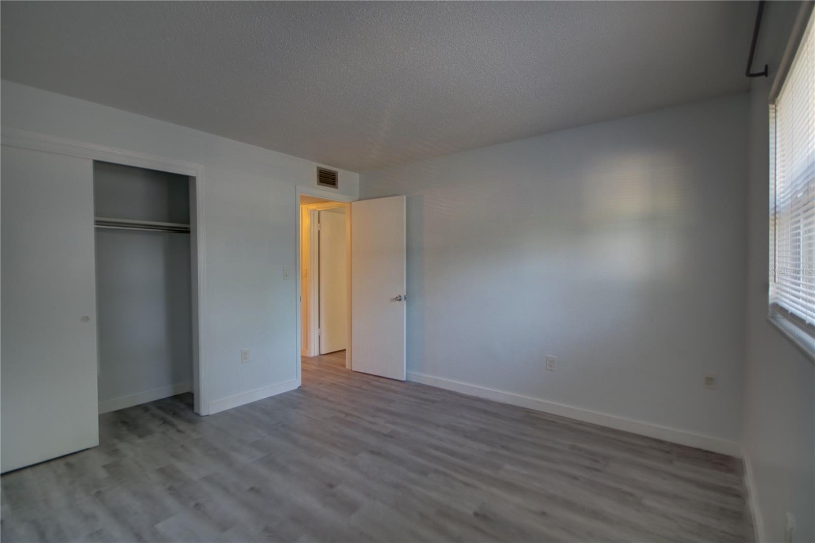 Image 15 of 22 For 350 79th Avenue N 104