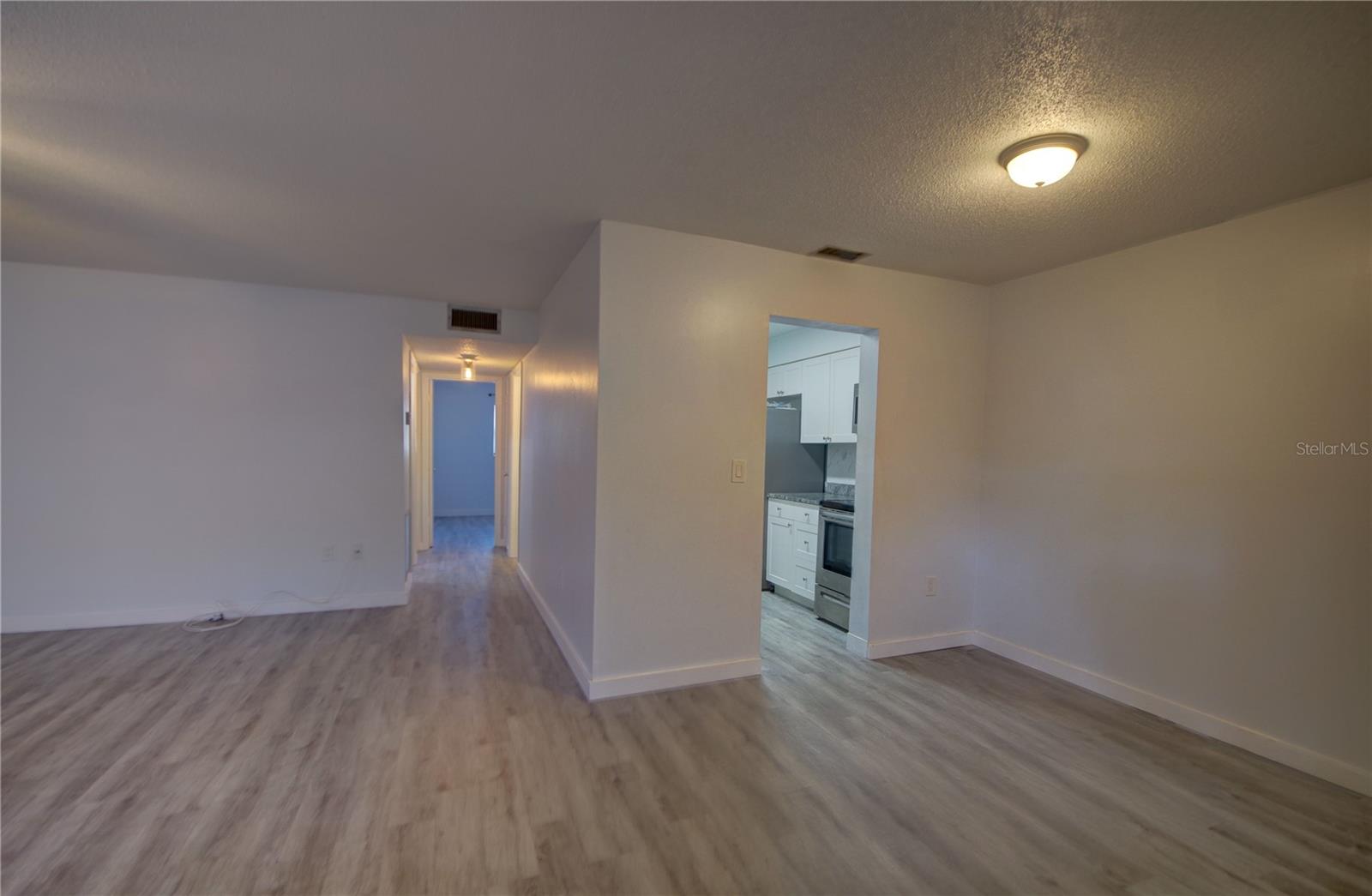 Image 3 of 22 For 350 79th Avenue N 104