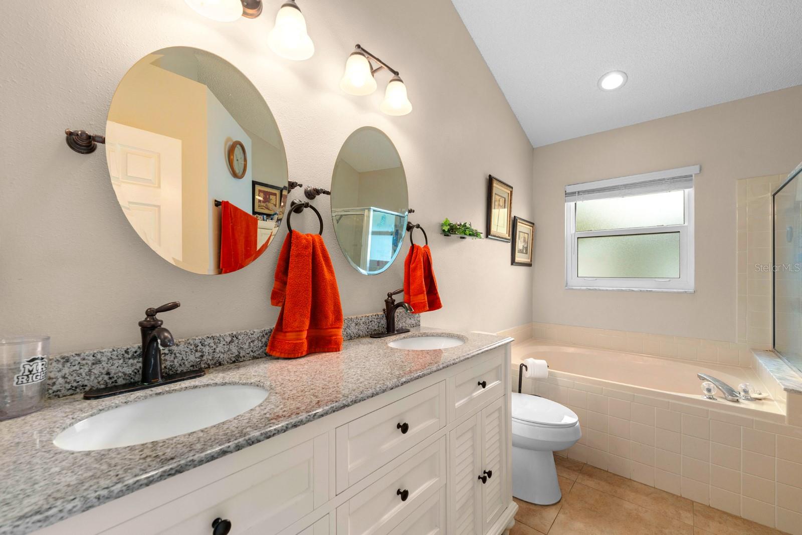 Image 12 of 24 For 9706 Glenpointe Drive