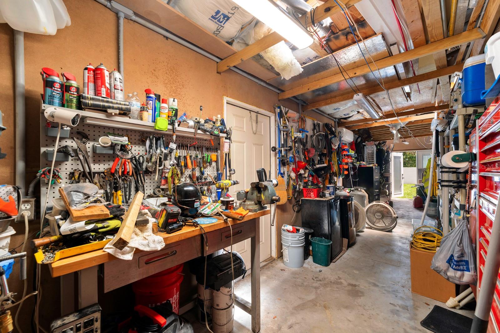 Image 20 of 24 For 9706 Glenpointe Drive
