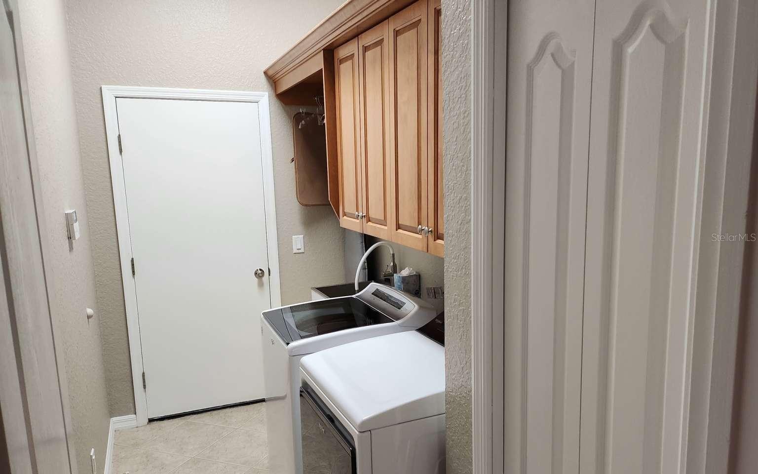 Image 16 of 22 For 9008 Willowbrook Circle