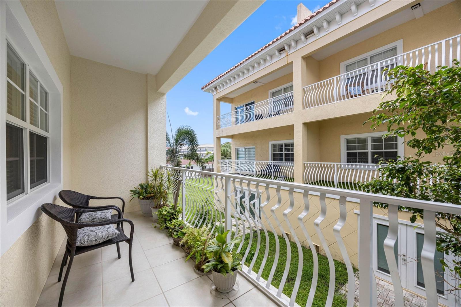 Image 11 of 54 For 146 175th Terrace Drive E