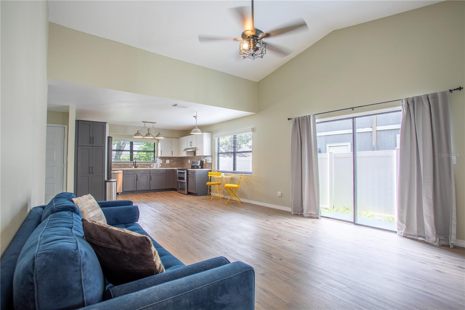 Image 12 of 43 For 1713 Whispering Drive E