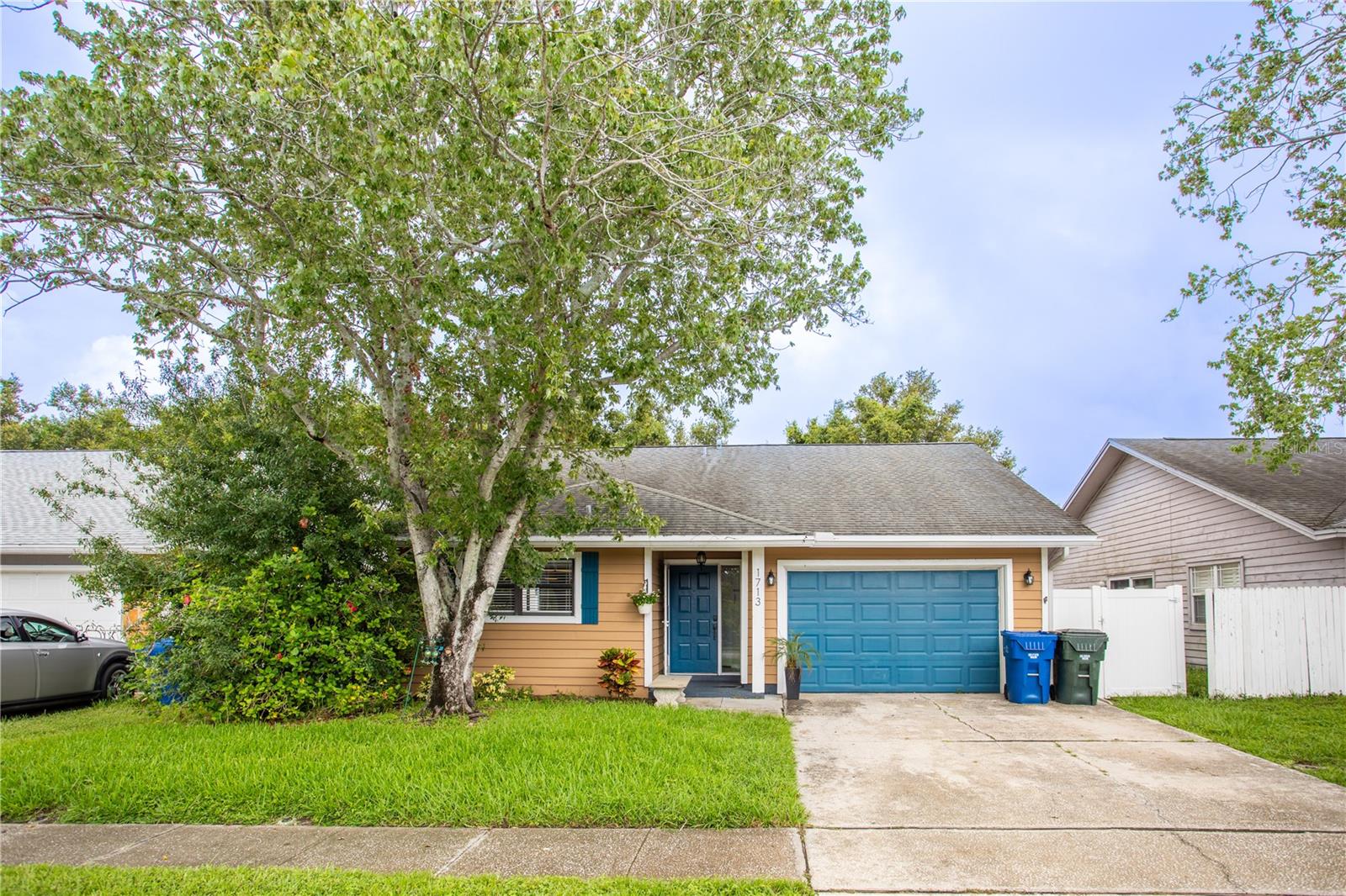 Image 2 of 43 For 1713 Whispering Drive E