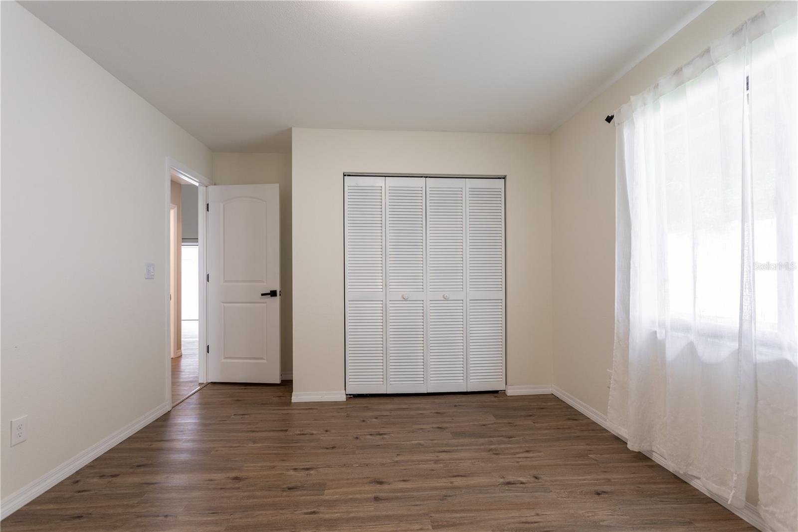 Image 20 of 43 For 1713 Whispering Drive E