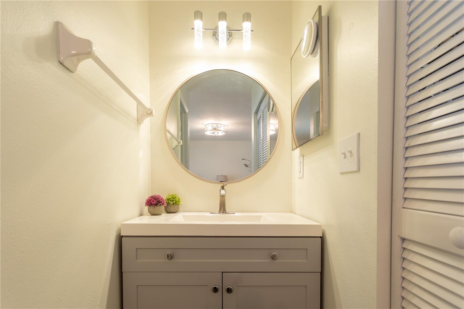 Image 31 of 43 For 1713 Whispering Drive E
