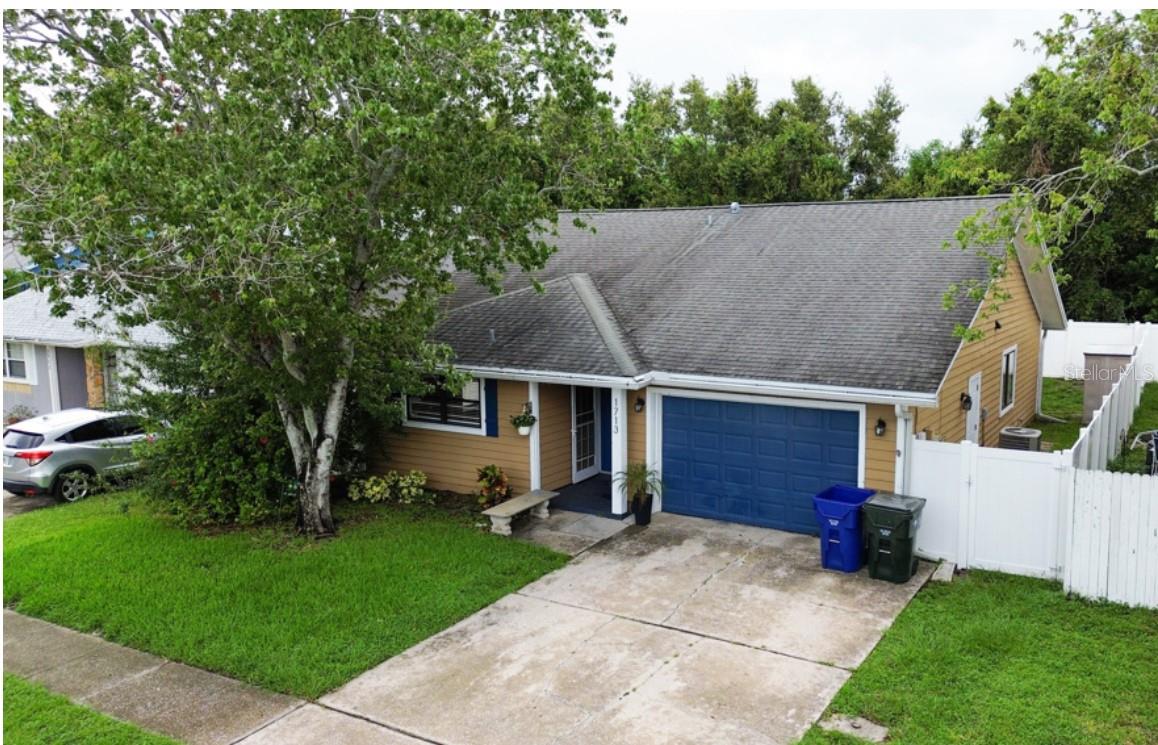 Image 33 of 43 For 1713 Whispering Drive E
