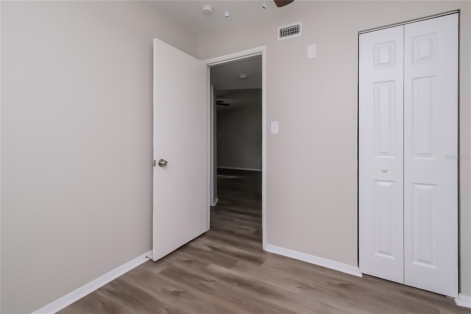 Image 14 of 16 For 10367 112th Avenue