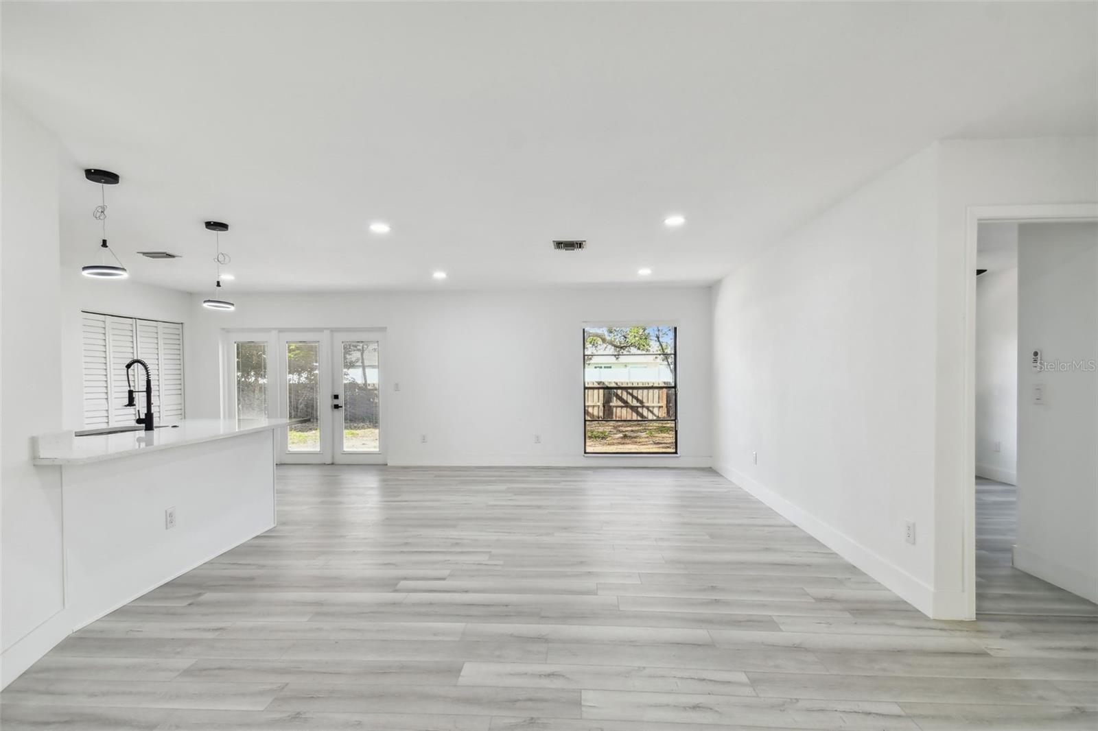 Details for 16032 Eagle River Way, TAMPA, FL 33624