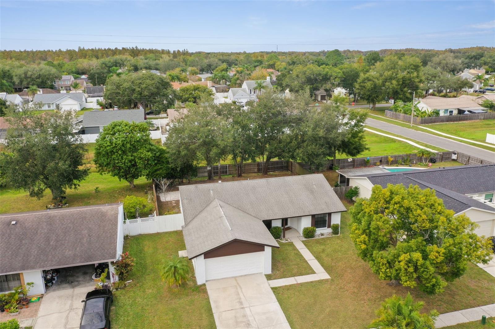 Image 10 of 72 For 16032 Eagle River Way