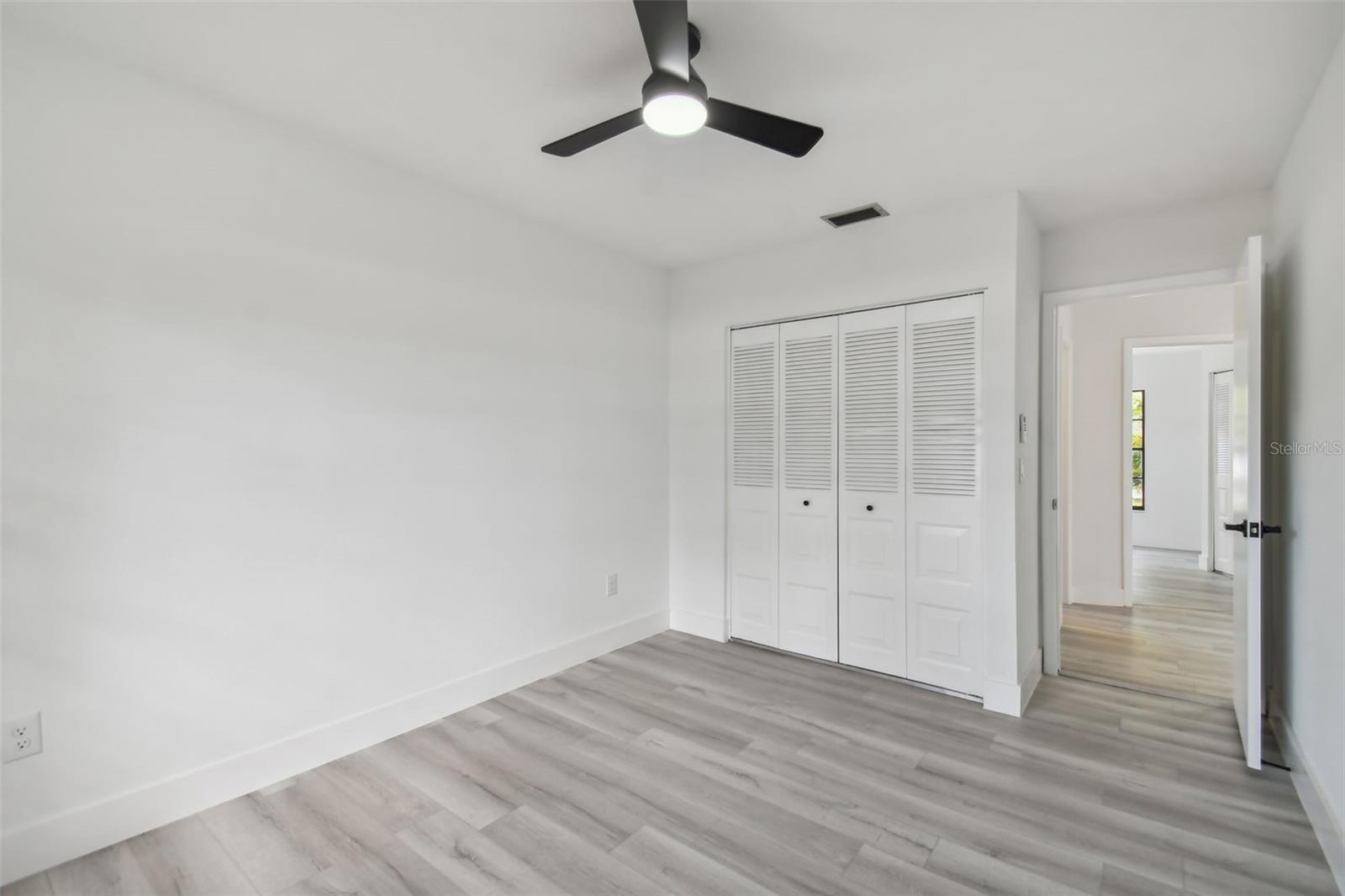 Image 20 of 72 For 16032 Eagle River Way