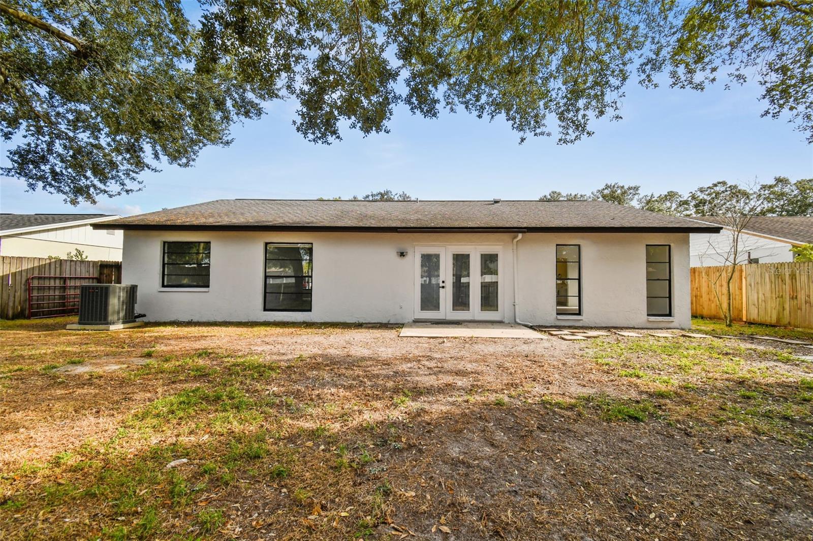 Image 28 of 72 For 16032 Eagle River Way