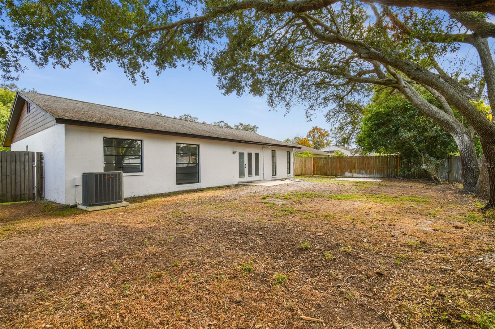 Image 32 of 72 For 16032 Eagle River Way