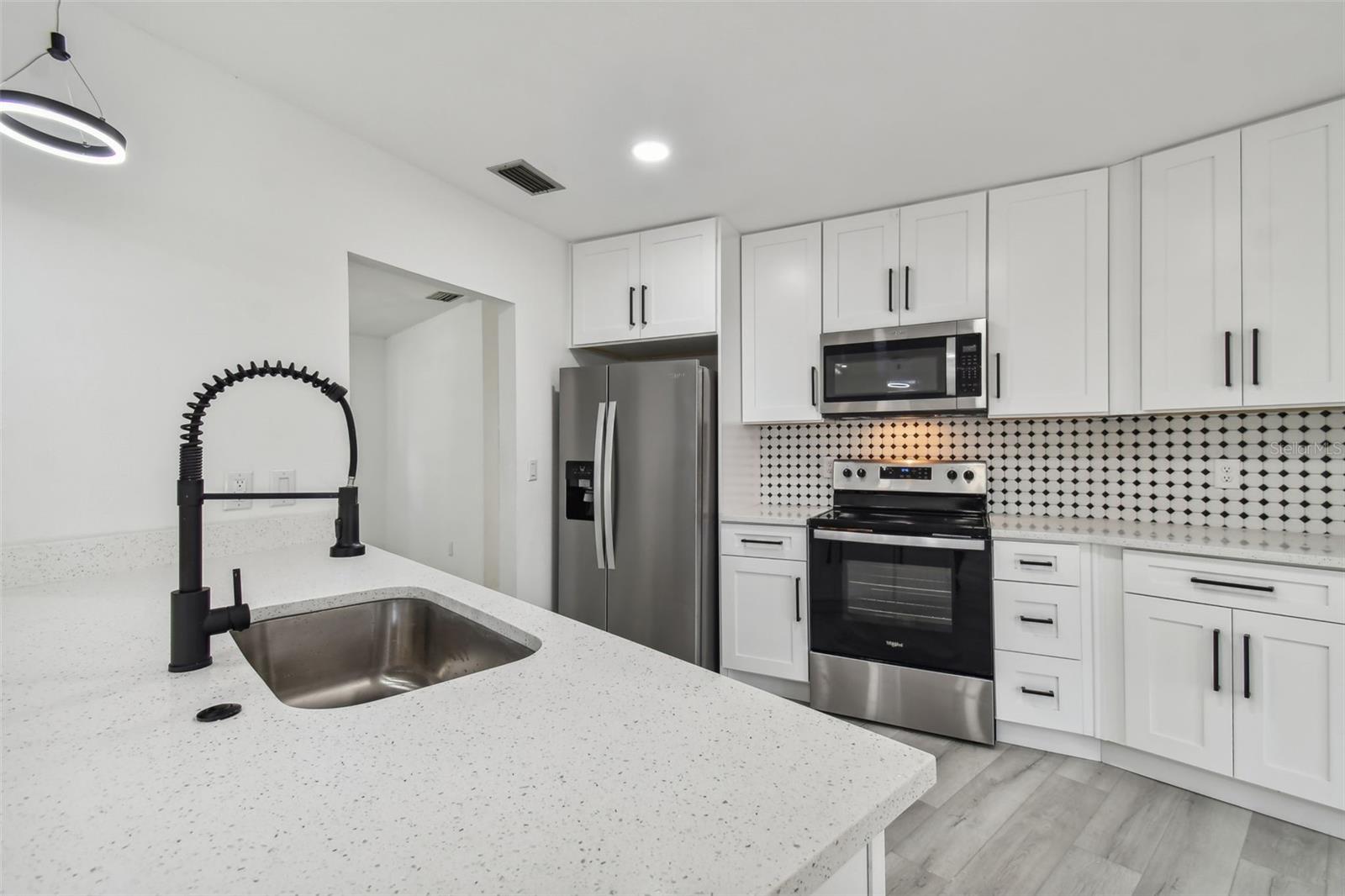 Image 37 of 72 For 16032 Eagle River Way
