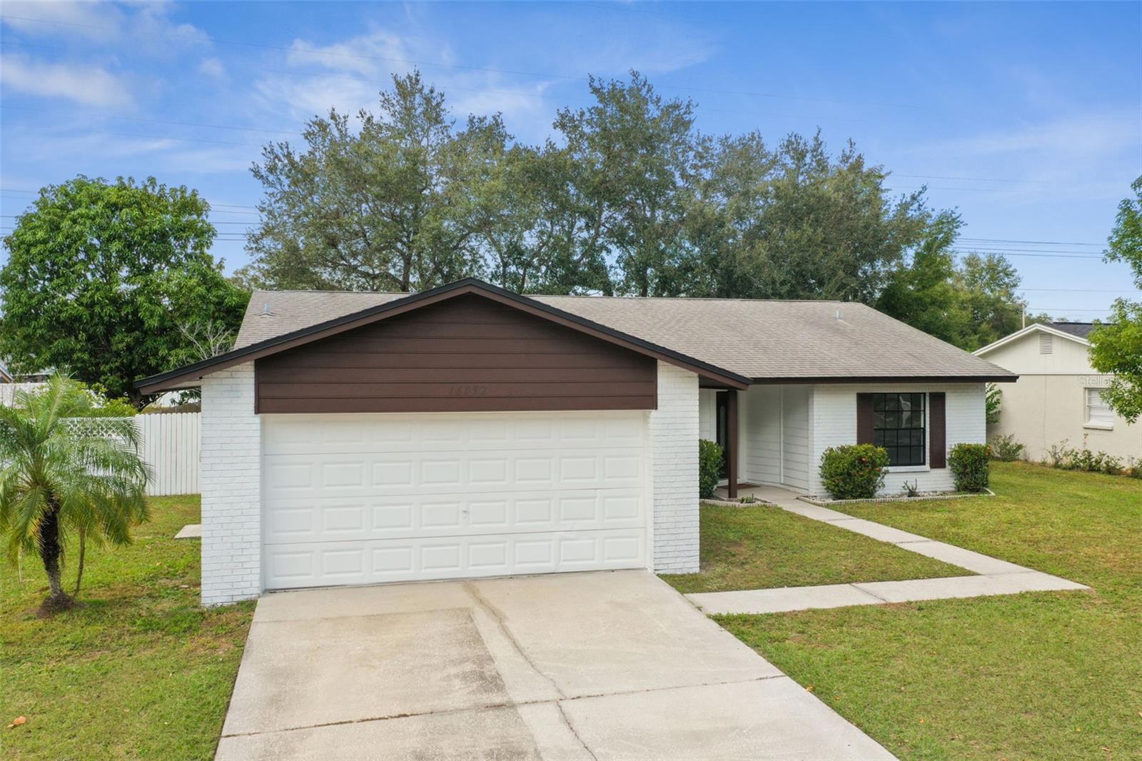 Image 5 of 72 For 16032 Eagle River Way